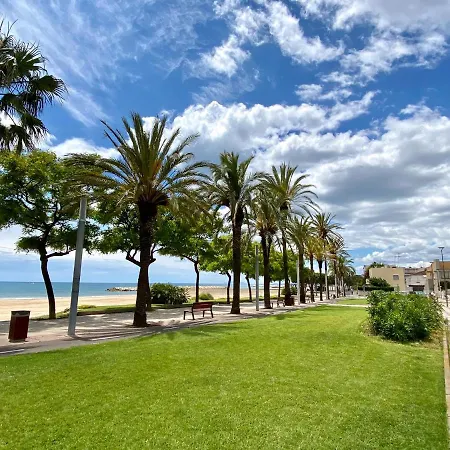 Holiday home House In Front Of The With Sea View Cambrils