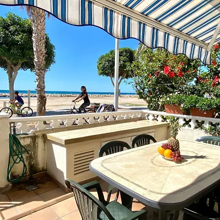 Holiday home House In Front Of The With Sea View *